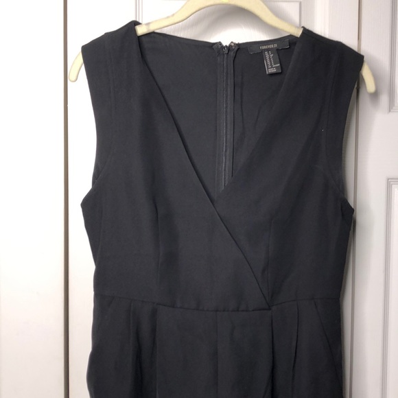 F21 Sleeveless Jumpsuit - Picture 5 of 11